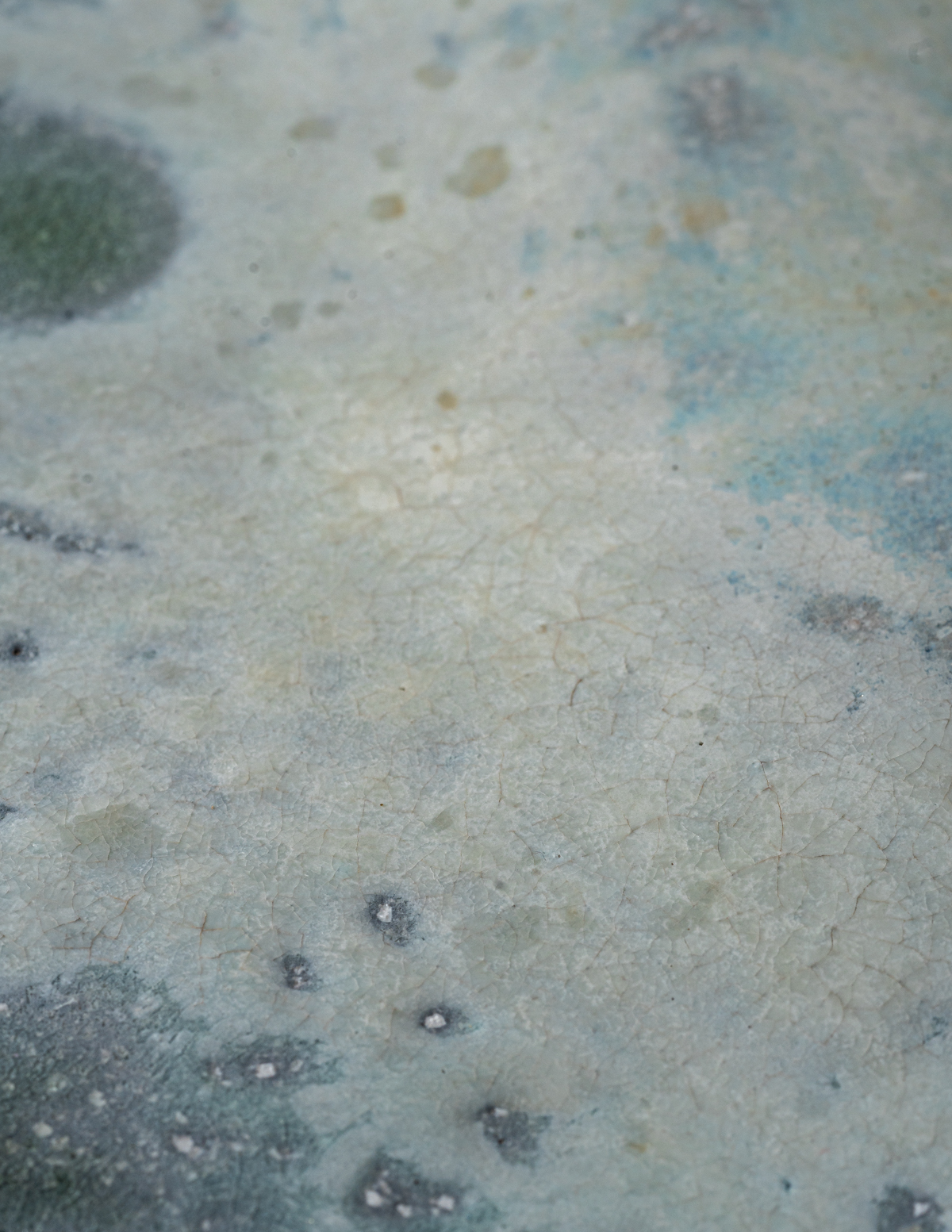 Jù — Piece 1, glaze close-up
