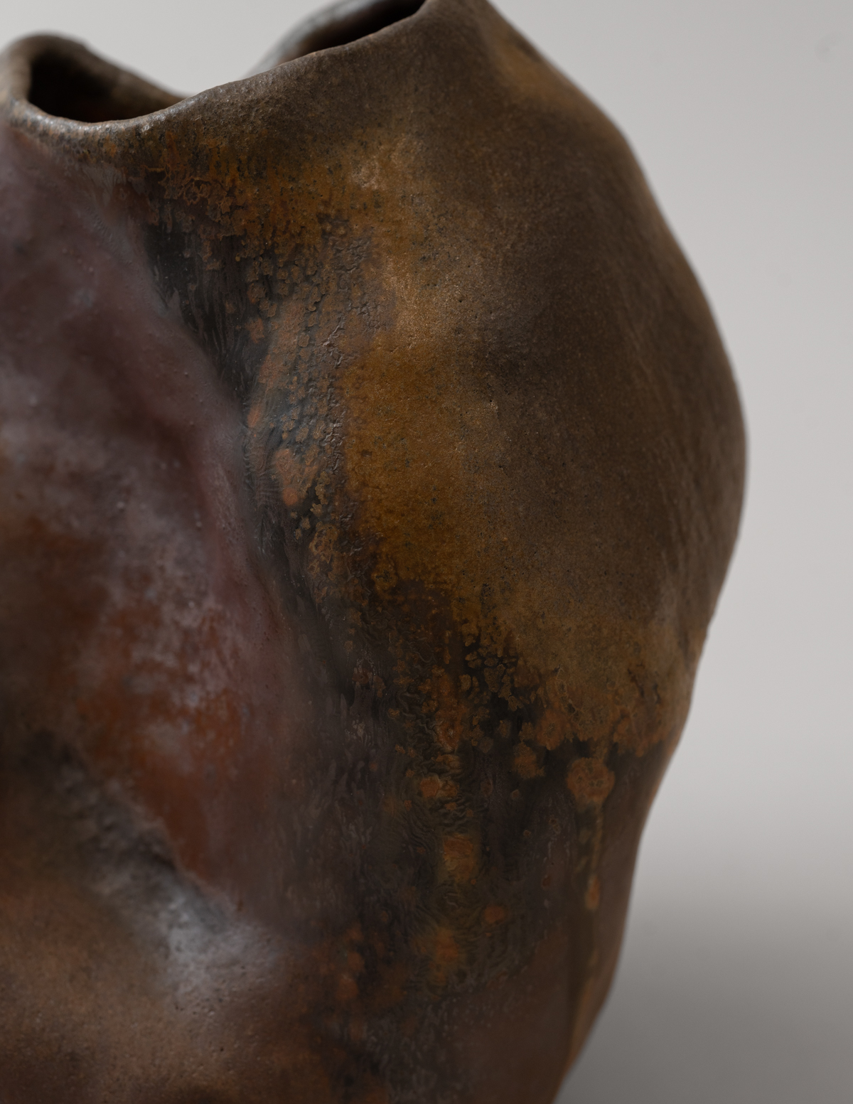 Shade 26 — close-up